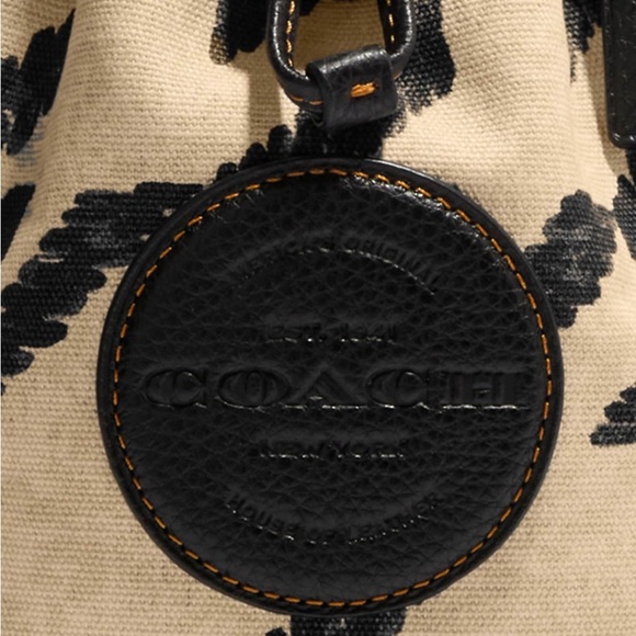 Coach Mini Dempsey Bucket Bag With Houndstooth Print And Patch - Picture 7 of 8